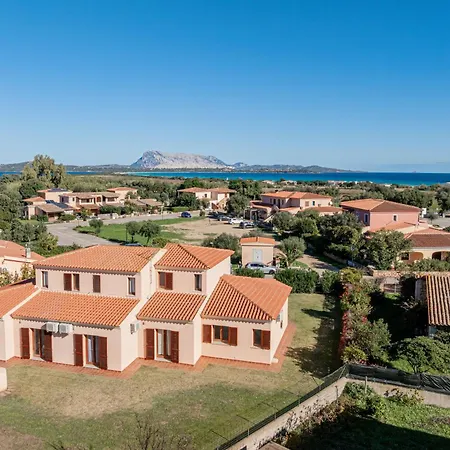 Residenza La Cinta 2 *