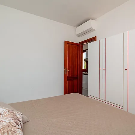 Feriehus Residenza La Cinta 2 San Teodoro (Sardinia)