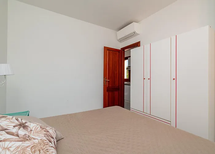 Vakantiehuis Residenza La Cinta 2 San Teodoro (Sardinia)